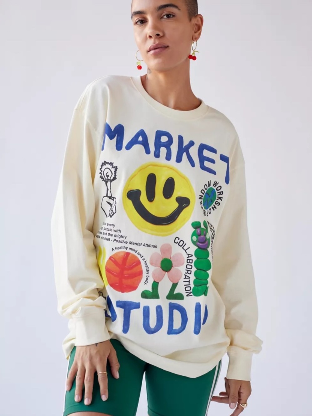 NWT! Market X Smiley UO Exclusive Long Sleeve Tee. LIMITED EDITION. SOLD OUT!